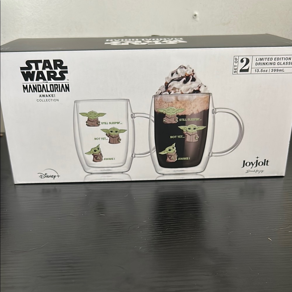 JoyJolt Star Wars Mandalorian Awake Glass Set